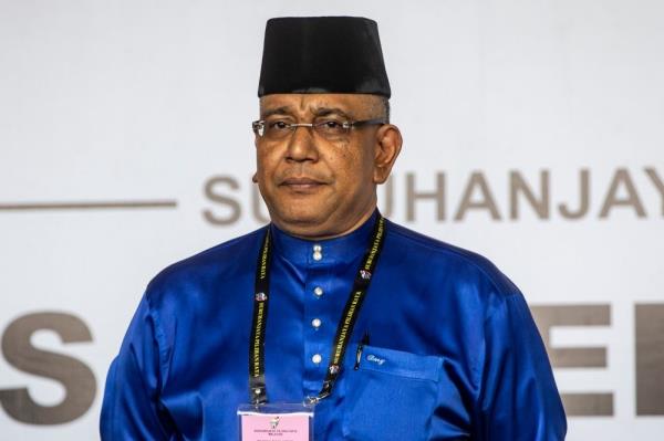 Selangor voters cannot view polls as an experiment, says state BN chief